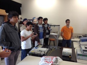 verano_cientifico2012_visita_labSC3